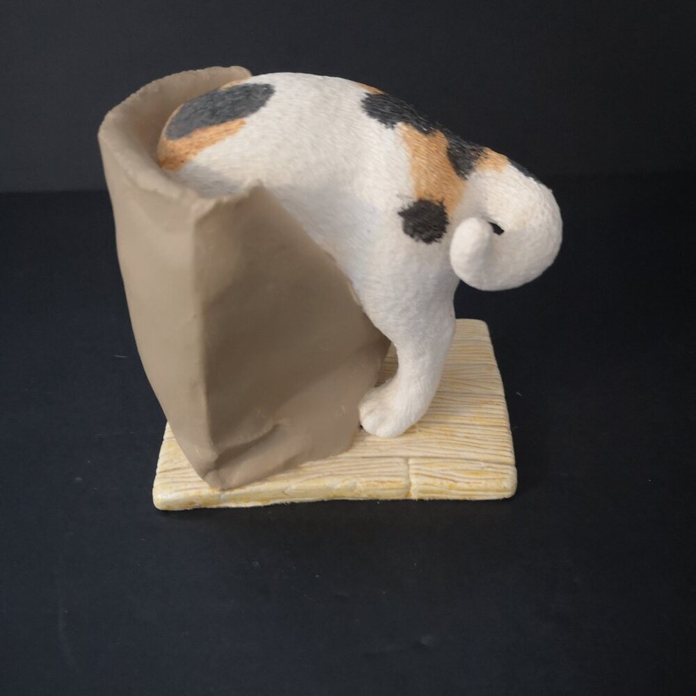 Marty Sculptures Purrfect Pet Brown Bag Behavior #7114 Figure w/ Cat & Brown Bag